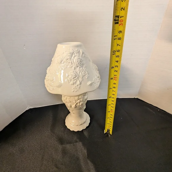 New Royal Albert Old Country Roses English Buffet Tea Light Lamp Table In Box - Picture 10 of 11